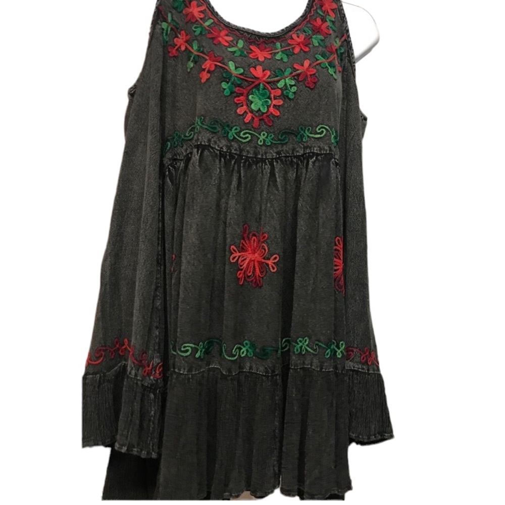 NWT. Sacred Threads Blouse. 218618. LG/CL/GR01 - Picture 2 of 4